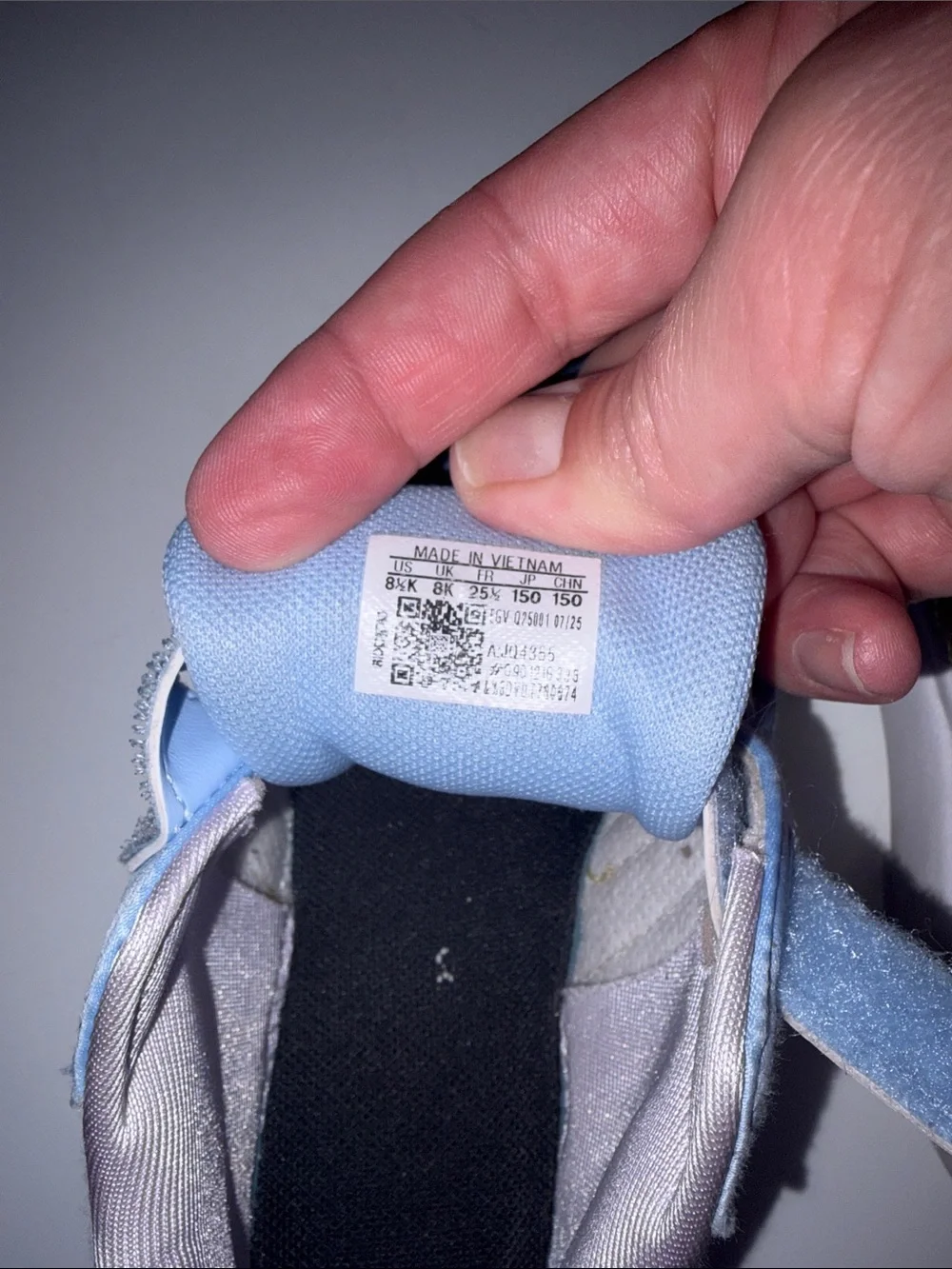 Adidas Grand Court 2.0 x Disney Frozen shoes